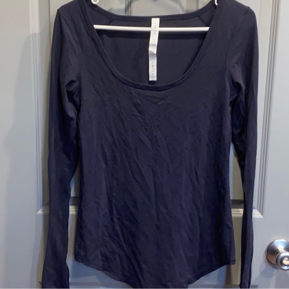 Lululemon Dark Blue LS Top Size 6